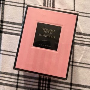BNIB Victoria’s Secret Bombshell perfume